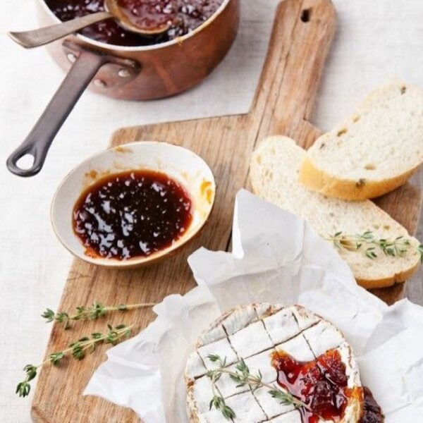 Camembert met Rode Uien Konfijt